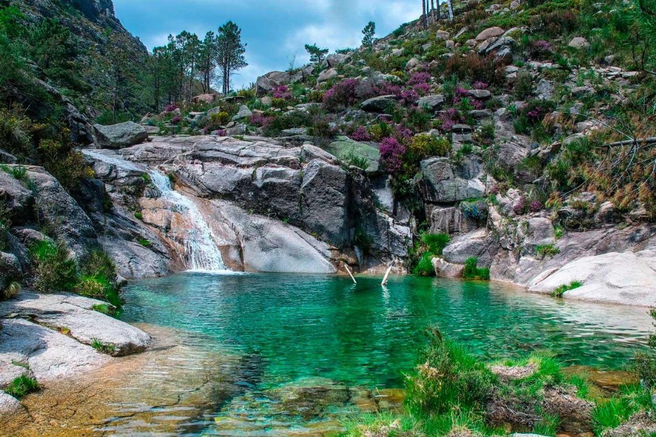 Waterfalls Geres Al Exteriér fotografie